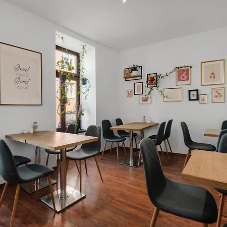 Отель Garni Virgo Братислава