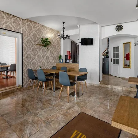 Garni Virgo Hotell