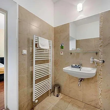 Garni Virgo 3* Bratislava