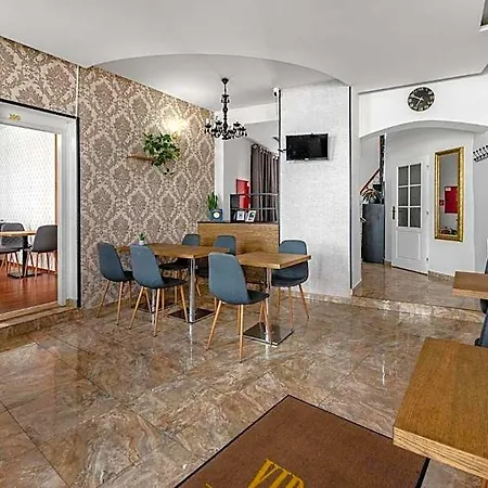 Hotel Garni Virgo 3*