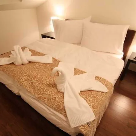 Отель Garni Virgo Братислава