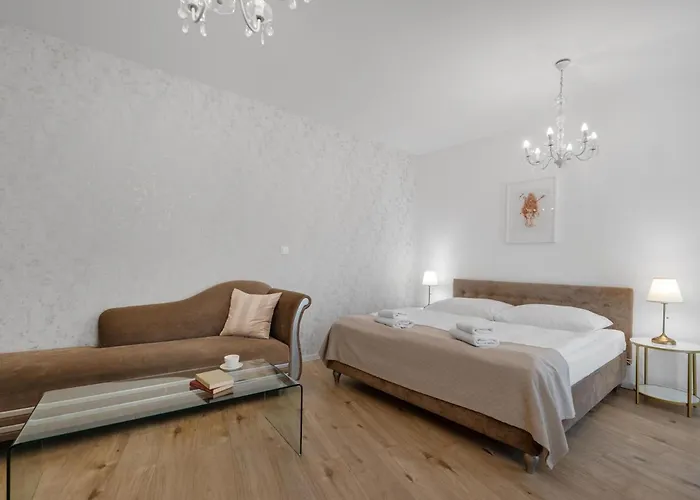 Garni Virgo Отель Братислава