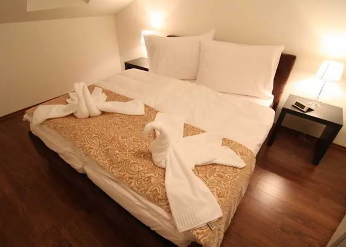 Отель Garni Virgo Братислава