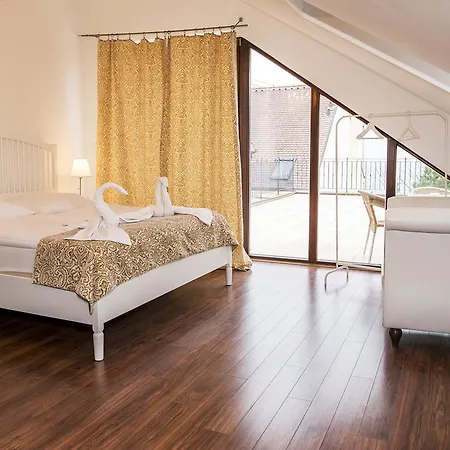 Hotell Garni Virgo